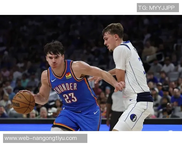 弗拉格首次尝试大个子阵容自信与浓眉共担后卫角色