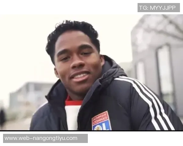 里昂冬窗计划租借恩德里克福法纳和莫顿将继续留队至明夏